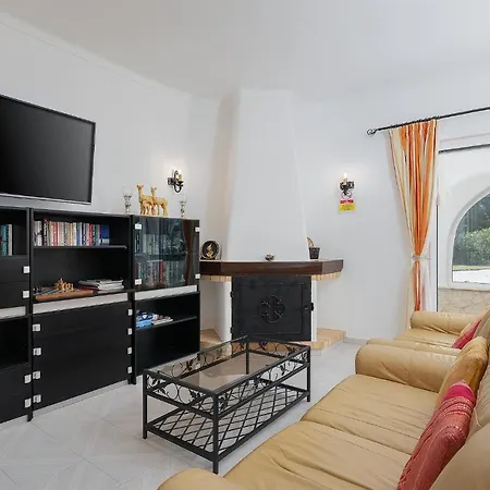 Casa Dos Lombos Villa Lagoa (Algarve)