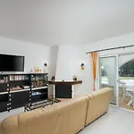 فيلة Casa Dos Lombos