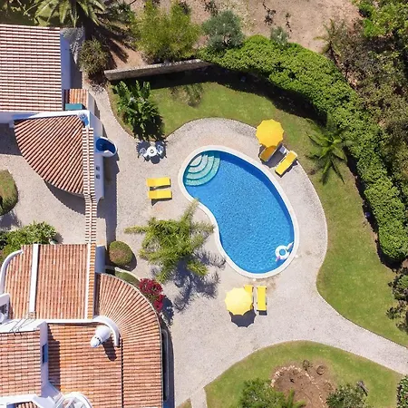 빌라 Casa Dos Lombos
